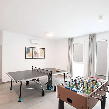 Nissi Cube 4 Kb4 * Agia Napa